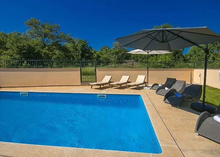Saladinka 2 Hébergement de vacances Poreč