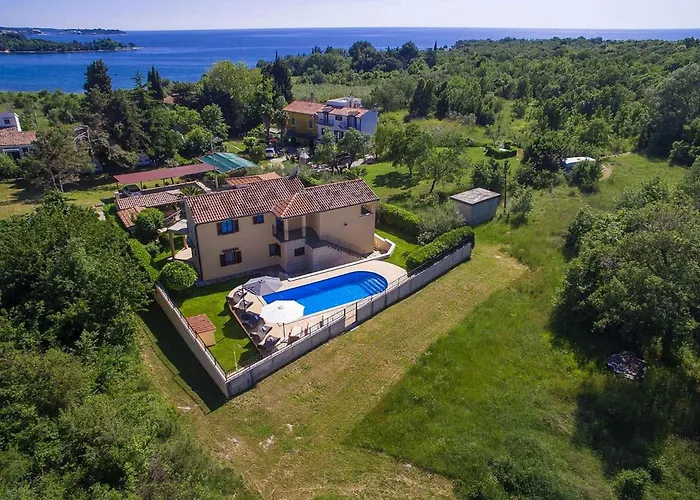 Saladinka 2 Hébergement de vacances Poreč