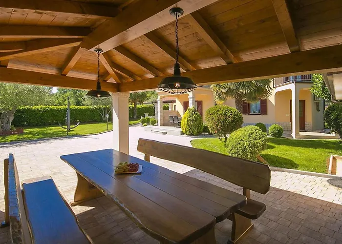 Saladinka 2 Hébergement de vacances